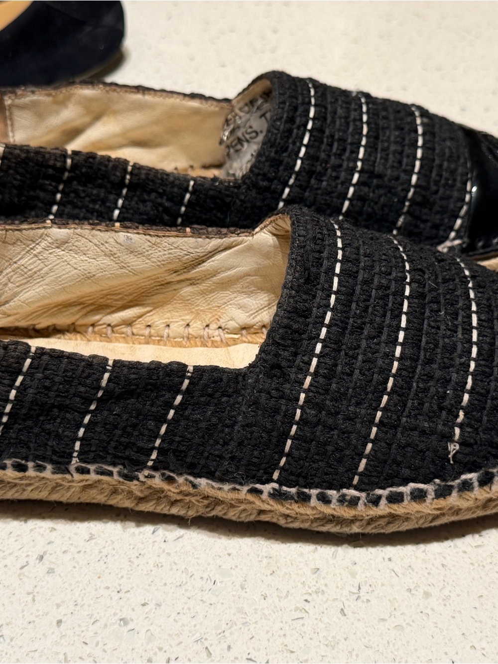 CHANEL Black Tweed Espadrilles with Patent CC Cap Toe - Picture 2 of 12
